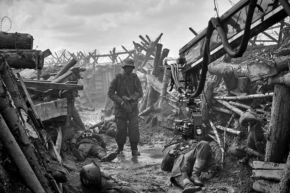 نمایی از فیلم سینمایی «در جبهه غرب خبری نیست»(All Quiet on the Western Front)